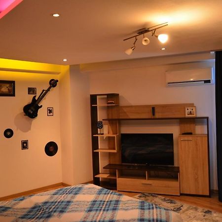 M@D Music Apartment Тимишоара Экстерьер фото