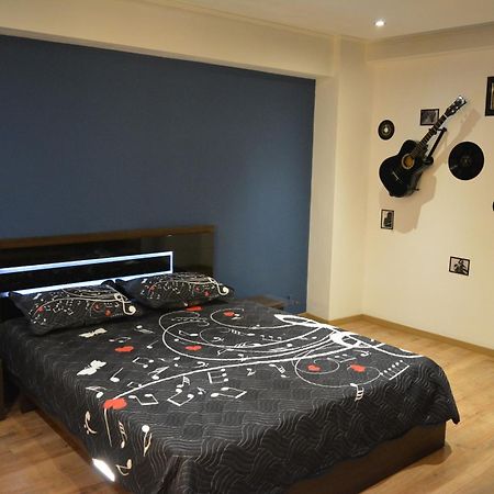 M@D Music Apartment Тимишоара Экстерьер фото